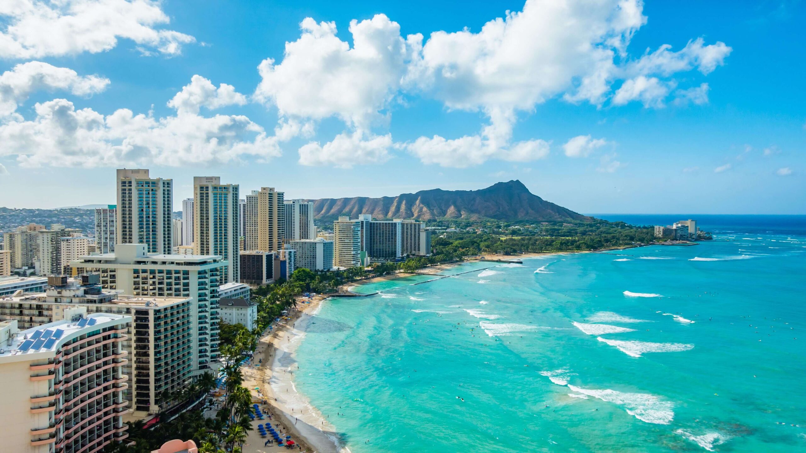9 Ways to Tour Oahu on A Budget
