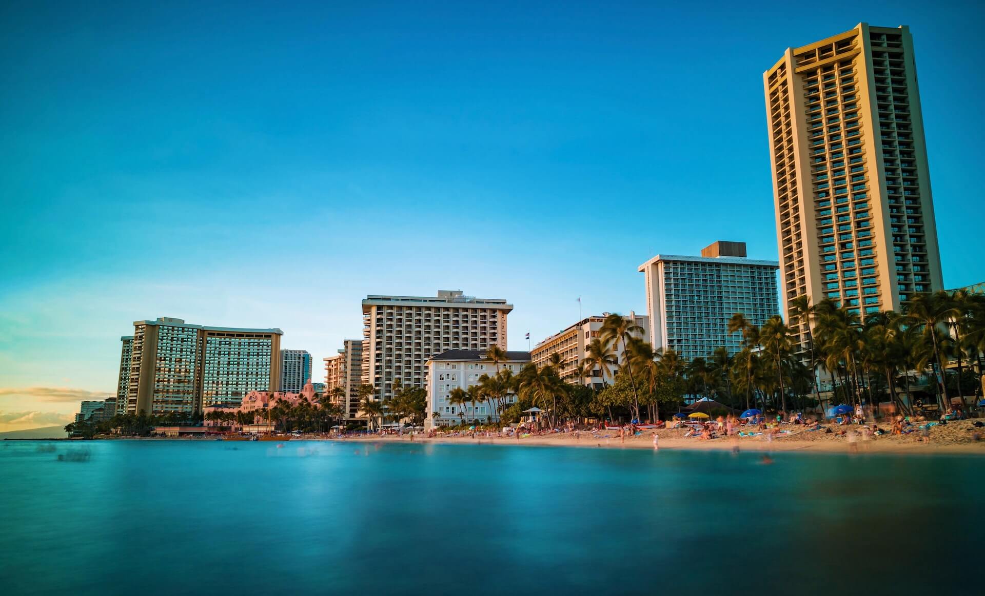 Should I Rent a Car in Honolulu?